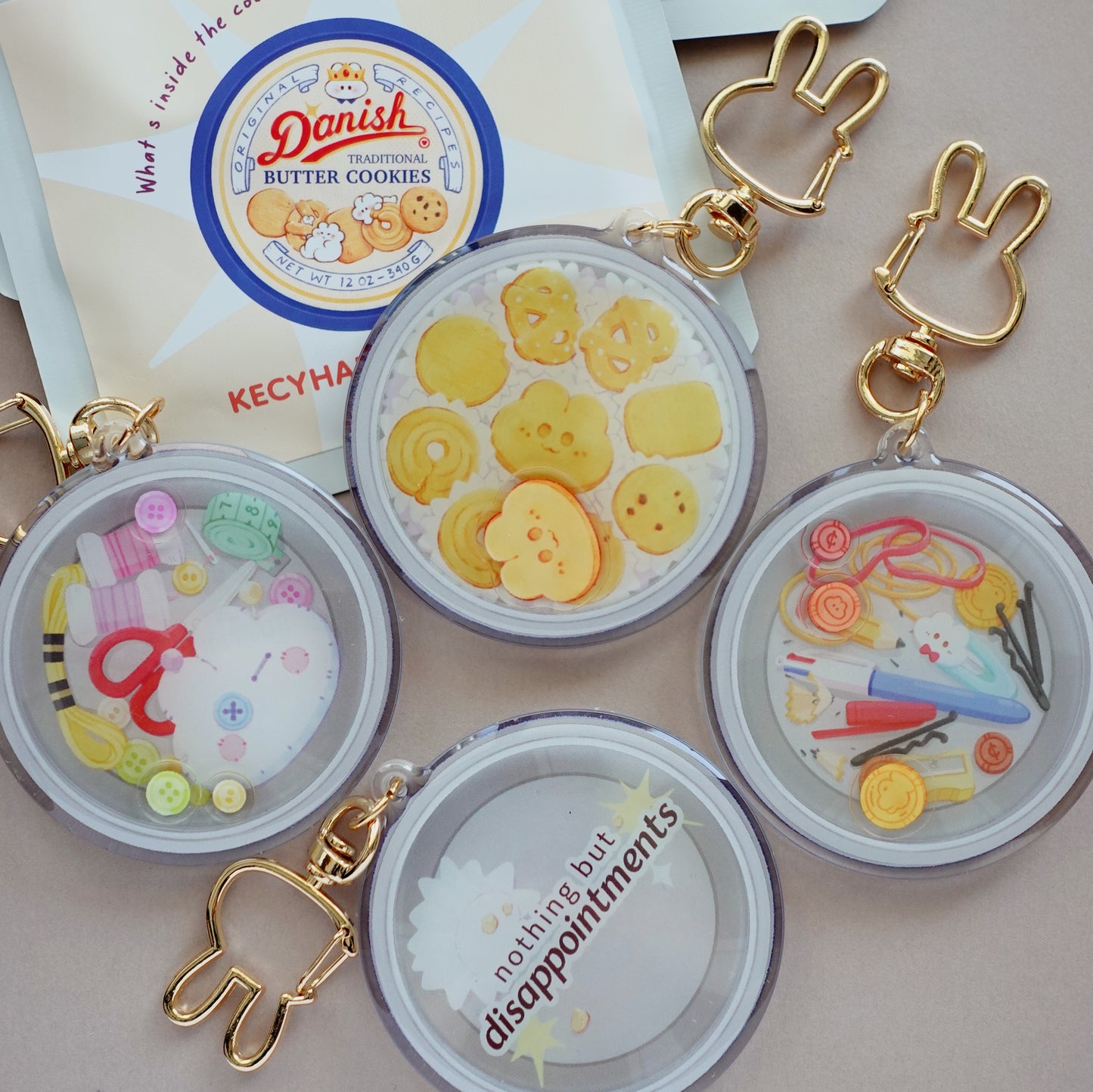 Butter Cookie Tin: Blindbag Acrylic Keychain