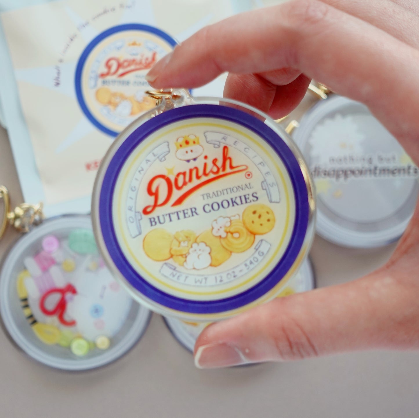 Butter Cookie Tin: Blindbag Acrylic Keychain